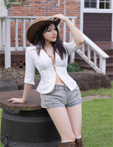 女人被添荫蒂舒服了A片小说