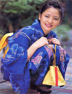 小姨多春